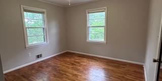 205 West Avenue NW Gallery 13