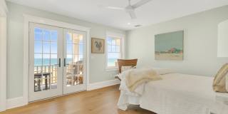1407 Ocean Avenue Gallery 24
