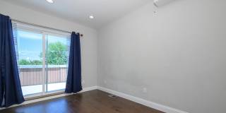 1439 N NEWKIRK Street Gallery 24