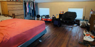 3231 Vine Street - 3 Gallery 7