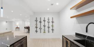 1513 OAKVIEW Drive Gallery 80