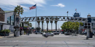 Allegro At Jack London Square Gallery 25