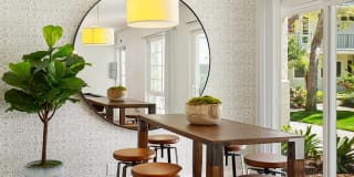 The Madrid Gallery 11