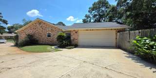 Spacious 3-Bedroom Ranch-Style Home Gallery 17