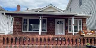 32 Florida Street Gallery 1