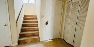 3 Bedroom 2.5 Bath Townhouse Gallery 6