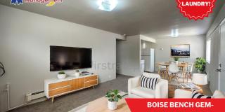 1625 S Taggart Street Gallery 1