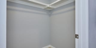 Summit At Warner Center Gallery 143