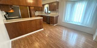 4 bedroom, 2 1/2 bath Gallery 8