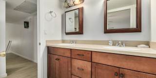 886 W Galveston Street Gallery 21