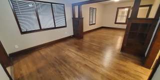 2 Bedroom, 1 Bathroom home with large garage Gallery 1