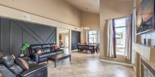 1918 Pintura Circle Gallery 11