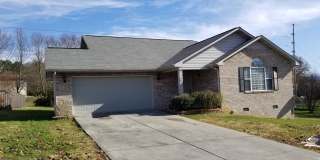 Maryville 37804 - 3 bedroom, 2 Bath Home , 2 car garage - Contact Donna Bailey (865) 389-6590 Gallery 1