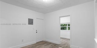 27 NE 60th Ter Gallery 5