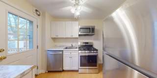 2211 ARLINGTON Terrace Gallery 8