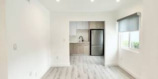2034 S Garth Avenue Apartments Gallery 9