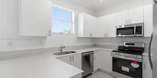 2705 SE 25 AVE Gallery 28