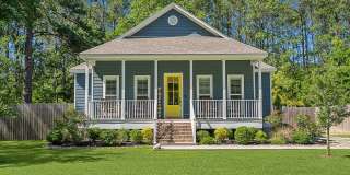 FULLY FURN LEASE/MOST UTILITIES, LAWNCARE & POOL MAINT INCLUDED! ACRE LOT W/ WORKSHOP! Gallery 1