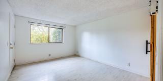 Sunn Fjord Condominium Gallery 37