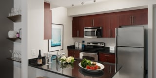 909 Apartments Gallery 1