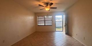 2/1.5 in Concord Condominiums Gallery 4