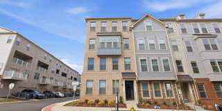 ***Coming Soon*** Stunning and Sun-filled 3 Bed 2.5 Bath Condo In Village At Manassas Park Condo Gallery 1