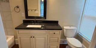 Bungalow in Charlotte with 2 bedrooms, 2 baths Gallery 18