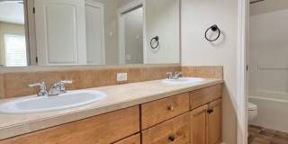 5 Bed 3 Bath Bridge Tower Beauty Gallery 31