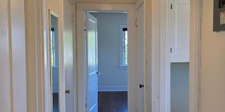 Large 1 bedroom Historic condo - Top Floor unit with a charming interior-  Available now! Gallery 14