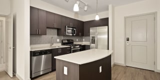 7001 Arlington at Bethesda Gallery 1