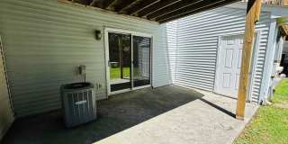 4 Bedroom 3.5 Bath Townhouse Gallery 15