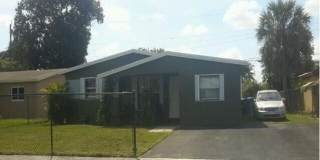 3740 NW 9th Street Gallery 2