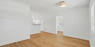 4704 W LAWN AVENUE Gallery 18