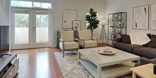 407 S OREGON Avenue Gallery 19