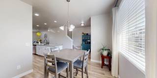 Spacious Townhome - 4 Bedrooms/3 Baths in South Jordan Gallery 7