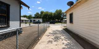 1817 San Luis Street - 2 Gallery 14