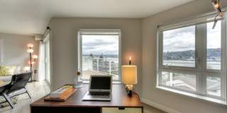 Summit at Lake Union Gallery 19