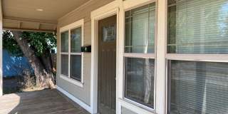 STUDENTS WELCOME! Charming 3 Bed 2 Bath Single Family Home in Old Town Gallery 4