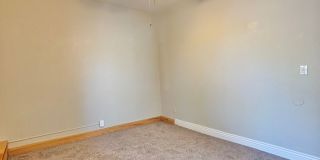 Move-In Special: One months Free Rent!! | Updated Condo in the Highlands!! Gallery 7