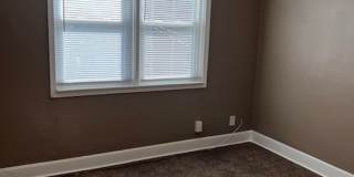 3 Bedroom Home with Basement and yard Gallery 9