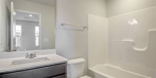 Stunning 3/3.5 Townhome in SE Raleigh Gallery 36