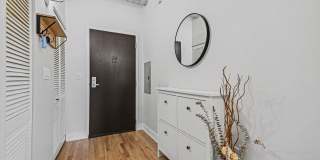 950 W Monroe Street Gallery 13