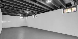 4000 Tyler Street Gallery 25