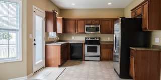 Four Bedroom in Timber Springs! Gallery 6