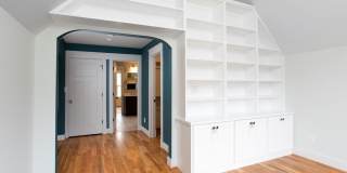 Downtown Durham Oasis! - Three Bedroom Home With Truly Unique Entire Top Floor Primary Suite Gallery 12