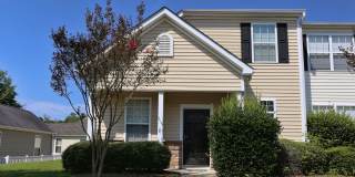 3 Bedroom, 2 Bath End Unit with Fresh Carpet and Paint in Auburn Square! Gallery 3
