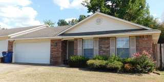 Spacious 2 bedroom, 2 bath duplex Spacious 2 bedroom, 2 bath duplex Gallery 1