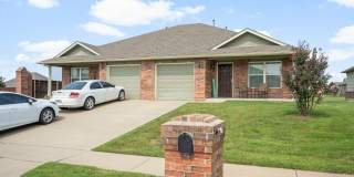 Glen Eagle Duplexes Gallery 1