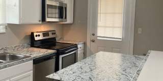 West Nashville 3BR Duplex - Free Rent Gallery 4