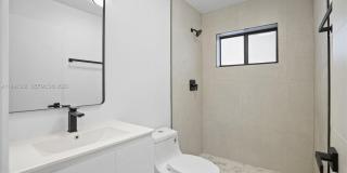 5823 NW 30th ave Gallery 19